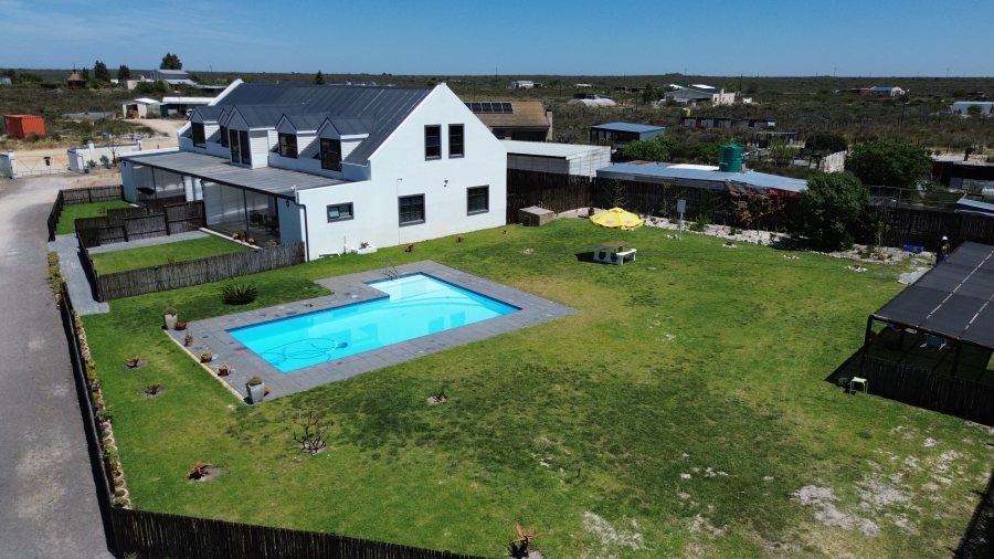 9 Bedroom Property for Sale in Hopefield Western Cape